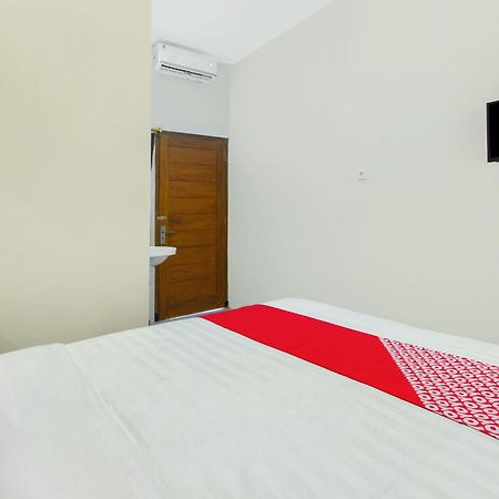 Oyo 1718 Homestay Wak Gobenk Salakan Exterior foto